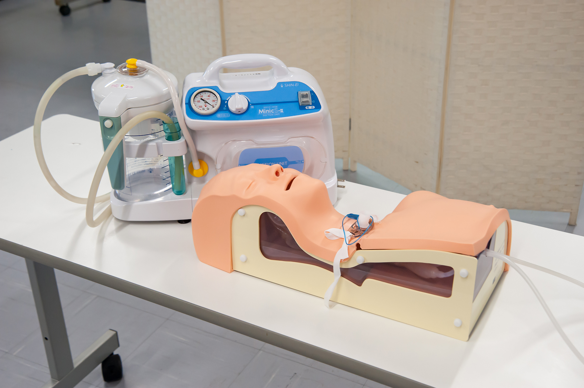 たん吸引・喀痰吸引研修器材のレンタル